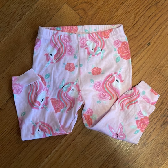 The Children’s Place Matching Outfit/Pjs - Picture 4 of 5